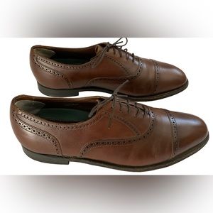 Florsheim Men's Brown Lace Up Cap Toe Oxford Dress Shoes  Size 10.5